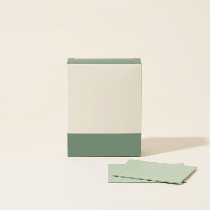 Laundry detergent sheets in compact packaging